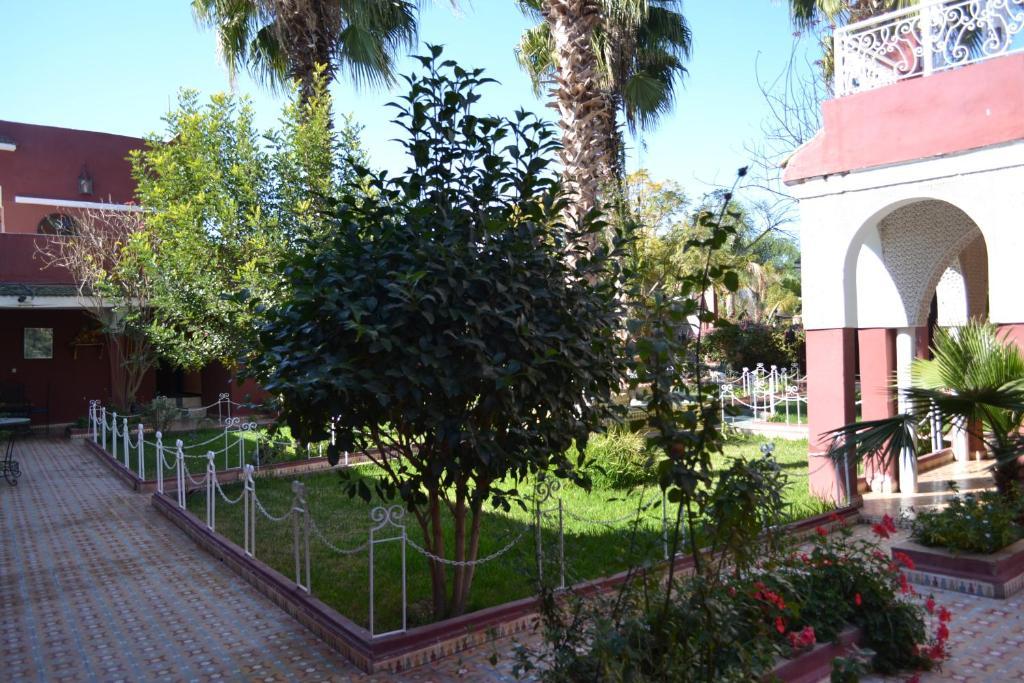 Hotel Riad L' Arganier D' Or Ait el Rhazi Екстер'єр фото