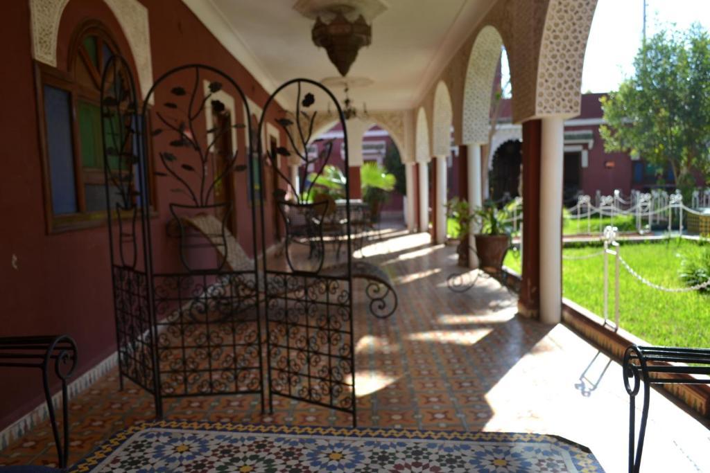 Hotel Riad L' Arganier D' Or Ait el Rhazi Екстер'єр фото